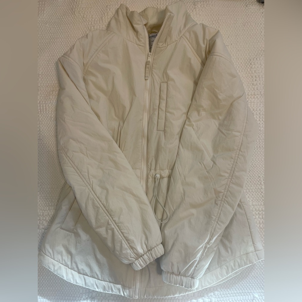 Old Navy Men's Off-White Puffer Jacket